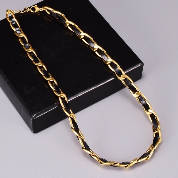 18k gold stamped vermeil titanium & leather necklace - Picture 4 of 4